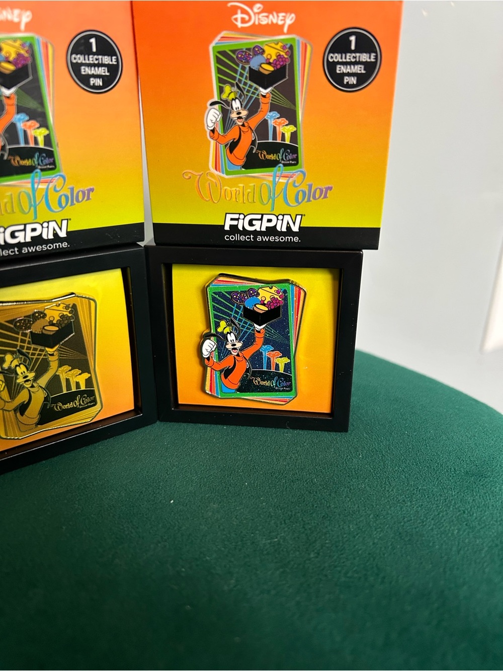 Disneyland World Of Color Figpin DCA Goofy Disney Pin FULL SET Ultra/Rare/Common - Picture 3 of 7
